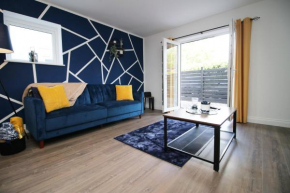 Casa di pietra - Cardiff City centre apartment with patio, Free private parking